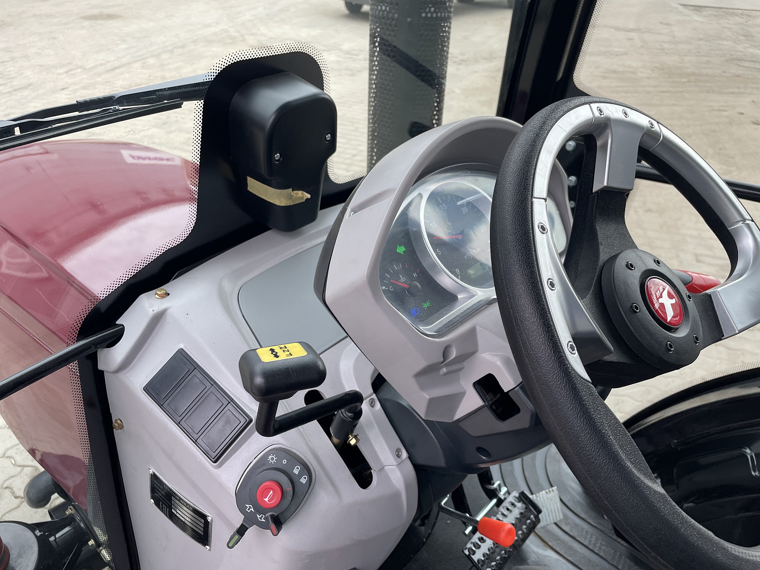 Минитрактор Xingtai / Синтай-304 с кабиной