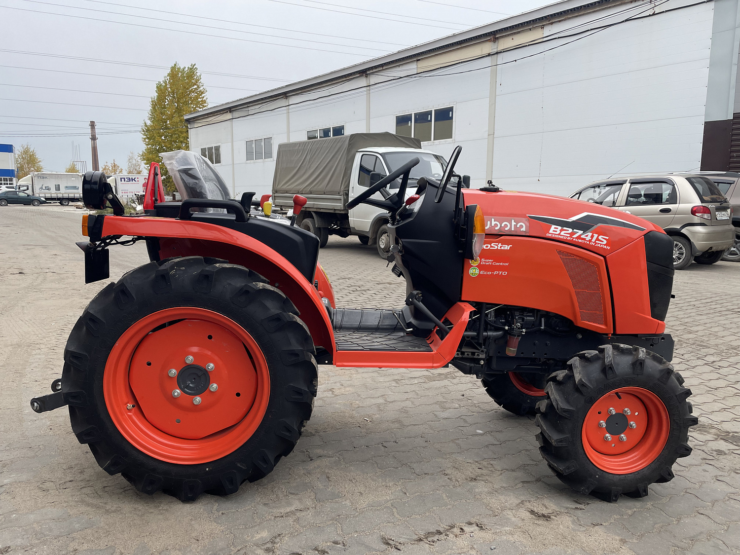 Минитрактор Kubota B2741S NeoStar